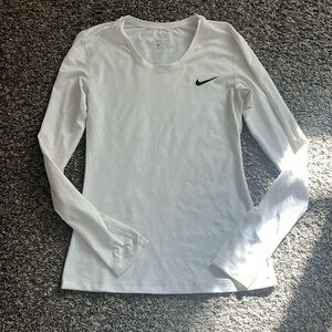 Nike top